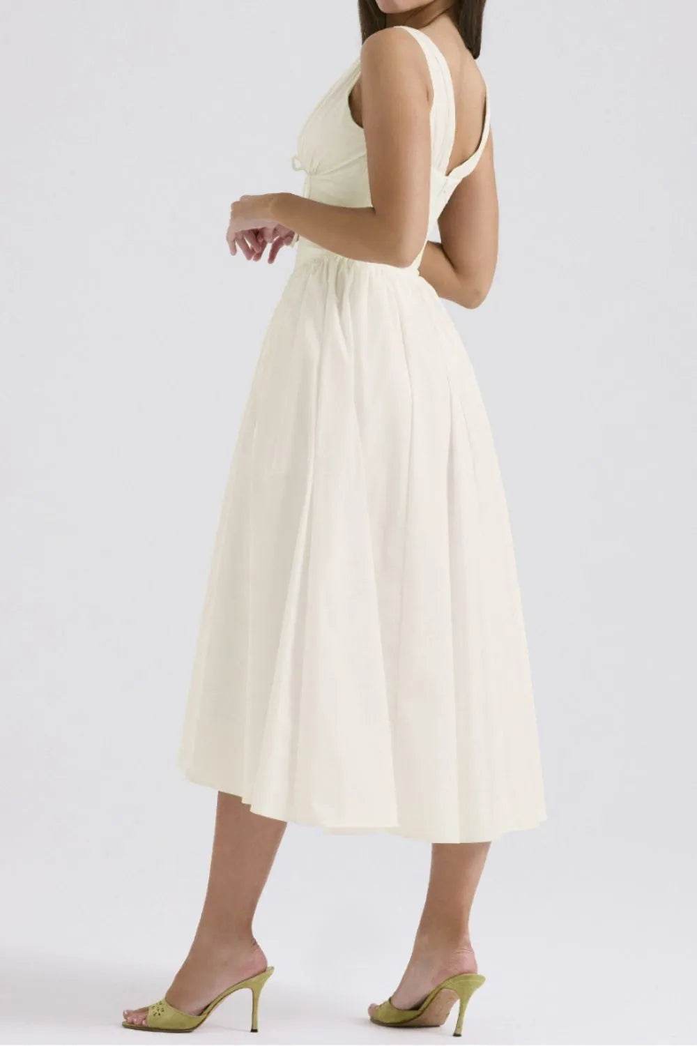 Ruched V-Neck Sleeveless Dress with Pockets Trendsi f2e36756-a003-423b-aaca-7aeb26f7dbac-Max-Origin