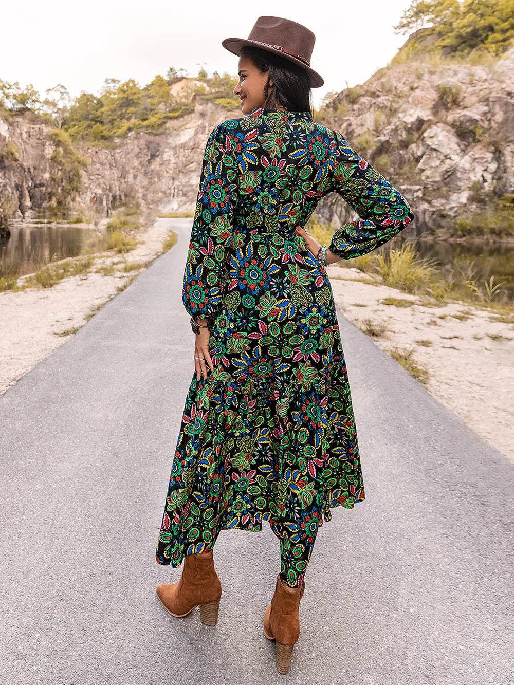 Printed Notched Neck Maxi Dress Trendsi f4304292-df51-4cfb-be97-72b8eaf6799e-Max