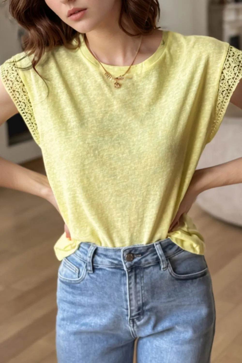 Lace Patchwork Cap Sleeve Round Neck T Shirt Trendsi f4bada0b-da80-4a15-a5e0-75c697c638fb-Max-Origin