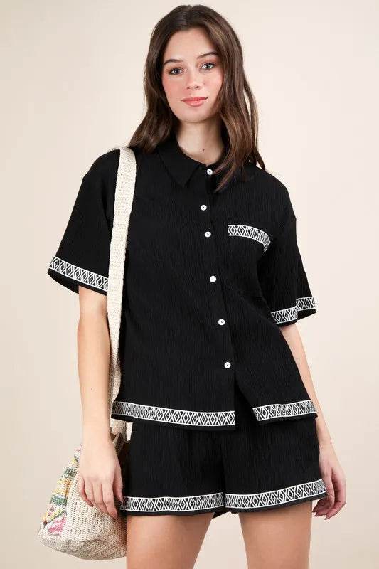 VERY J Crinkled Woven Shirt Top & Shorts Set Black Trendsi f4d35fbf72ea47e69d8ee011b1377e2e-Max-Origin