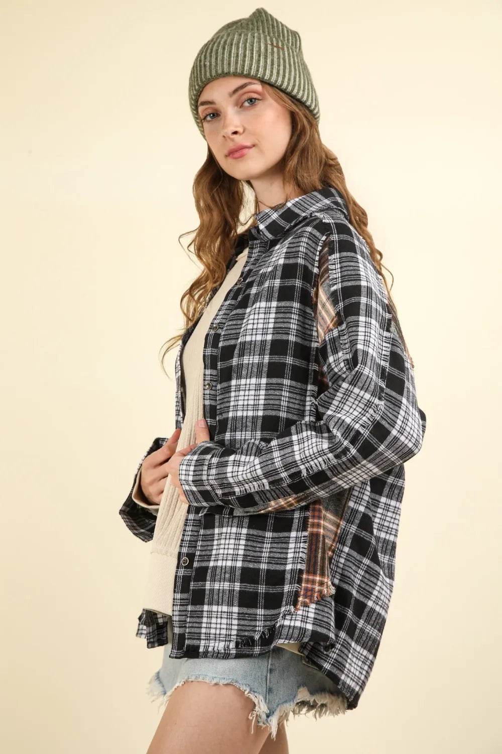 VERY J Contrast Plaid Raw Detail Shirt Trendsi f5597317-bab9-4652-9c98-ebe3a3edad04-Max