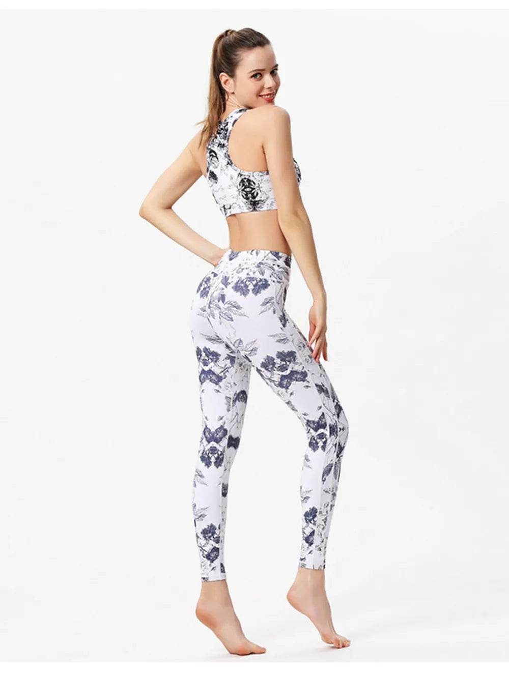 Printed Active High Waist Leggings Trendsi f561c4d4-231b-464e-a163-e0106aba7aa9-Max