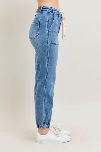 Judy Blue Full Size High Waist Denim Jogger Plus Size Trendsi f5b45f0169b84c63907ffced0e7ffc60-Max-Origin