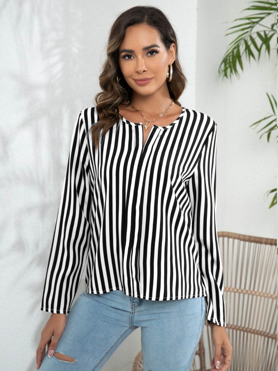 Striped Long Sleeve Notched Blouse Trendsi f5c7864c0eae431e9131055a595f6d73-Max