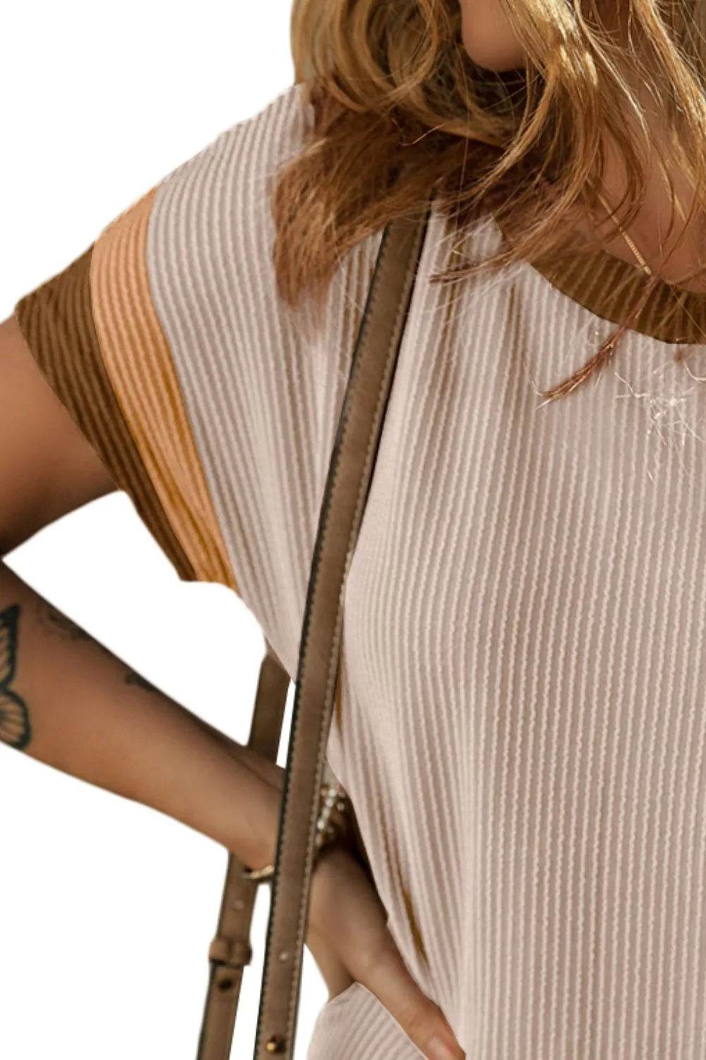 Textured Round Neck Short Sleeve Dress Trendsi f5e1a1d5-ef83-41b7-8025-0a5e75a11b8c-Max