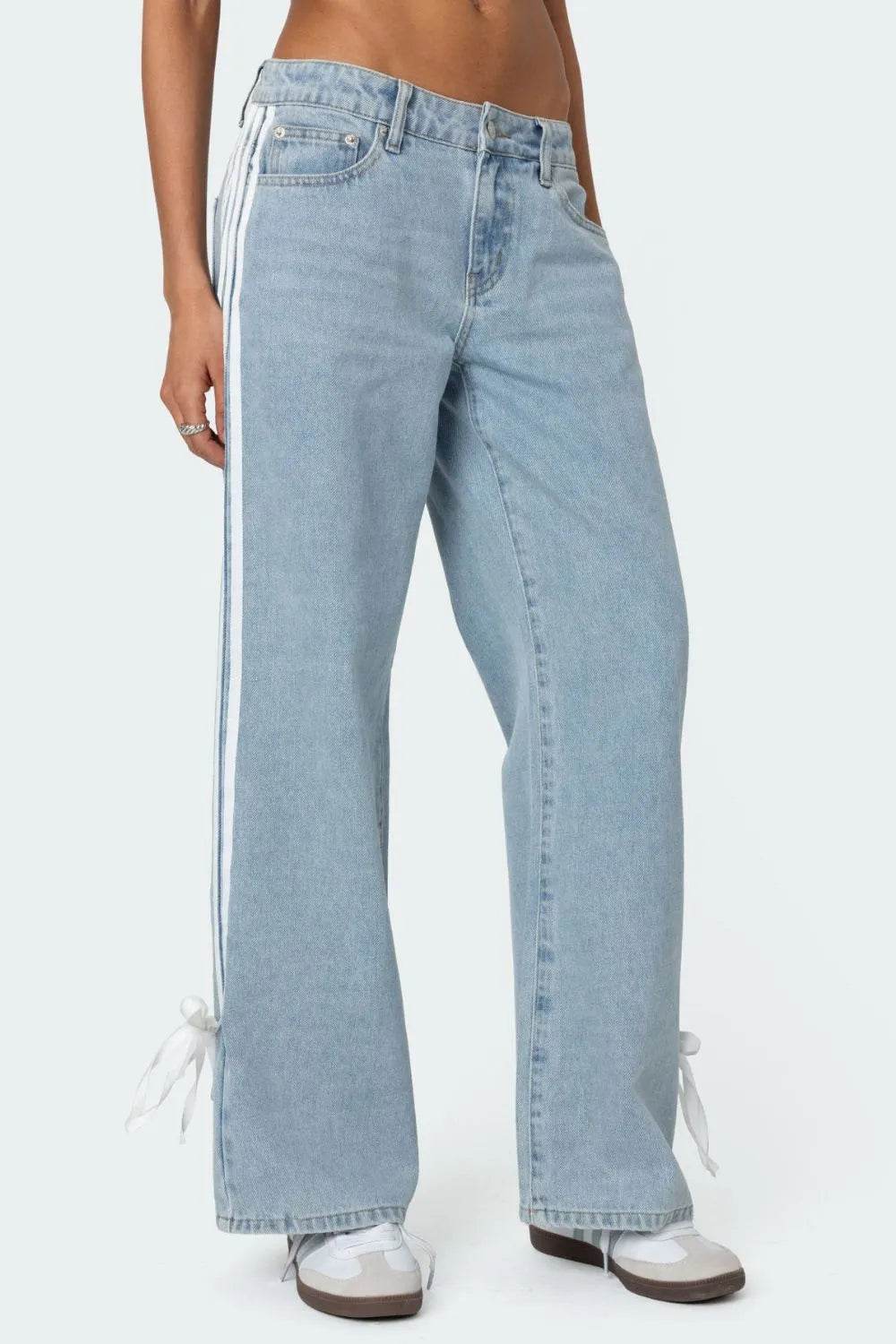 Side Striped Loose Fit Jeans Light Blue Trendsi f5f179c4-8a26-47f9-8022-3dc8dbb7923b-Max-Origin