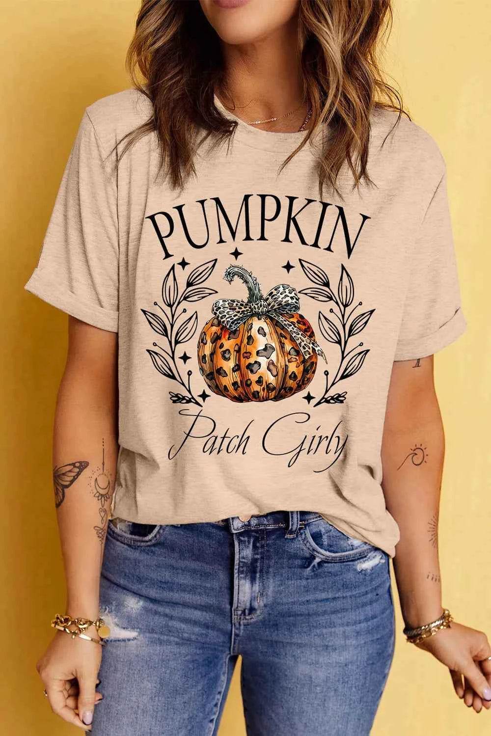Pumpkin Graphic Round Neck Short Sleeve T-Shirt Tan Trendsi f6b227cb-57a1-4a9c-85d8-05393b8fb7b2-Max