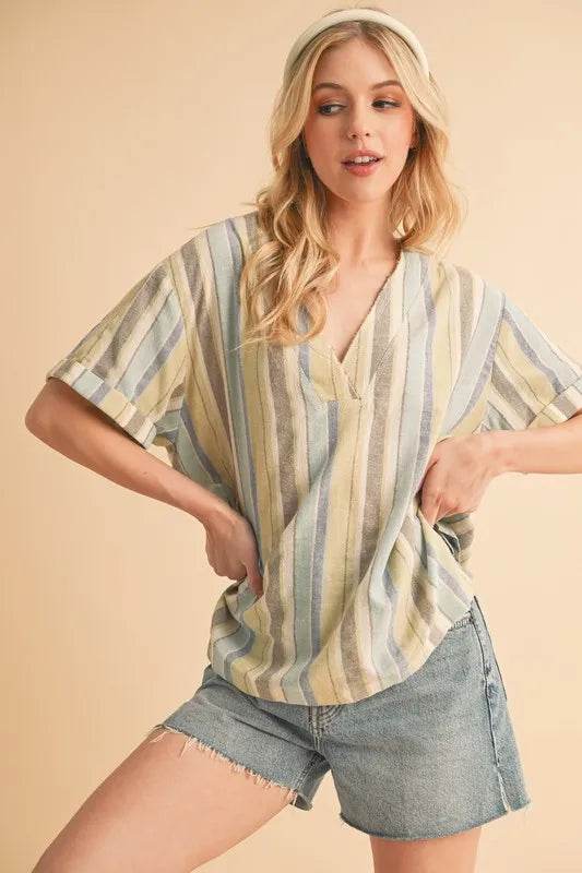 Aemi+Co Side Slit Striped Short Sleeve Blouse Trendsi f6c1ce413d6d4059855df6722573b284-Max-Origin