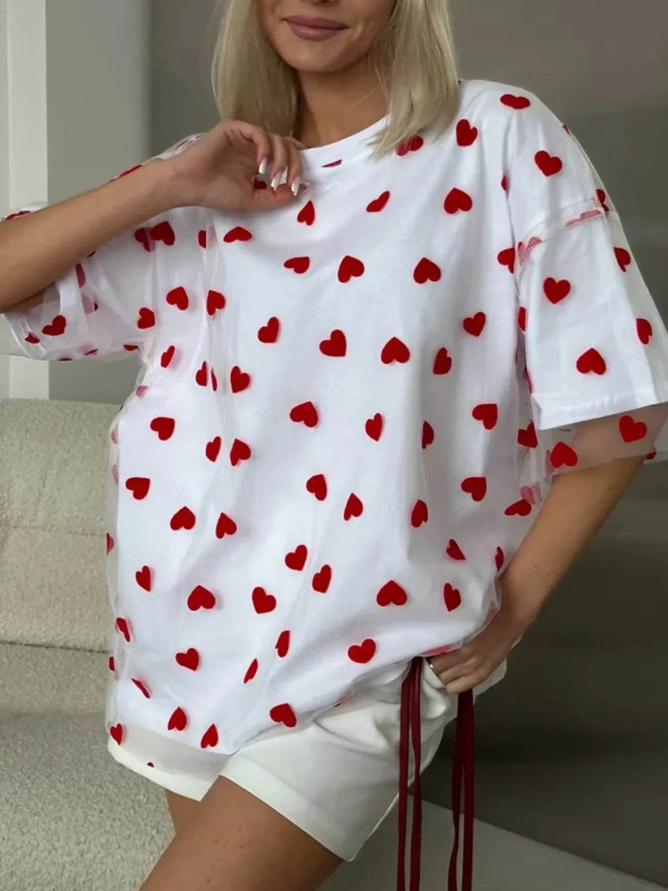 Heart Print Oversized T-Shirt Trendsi f7106102-32ad-418b-9b1d-cc1a1c851cc3-Max-Origin
