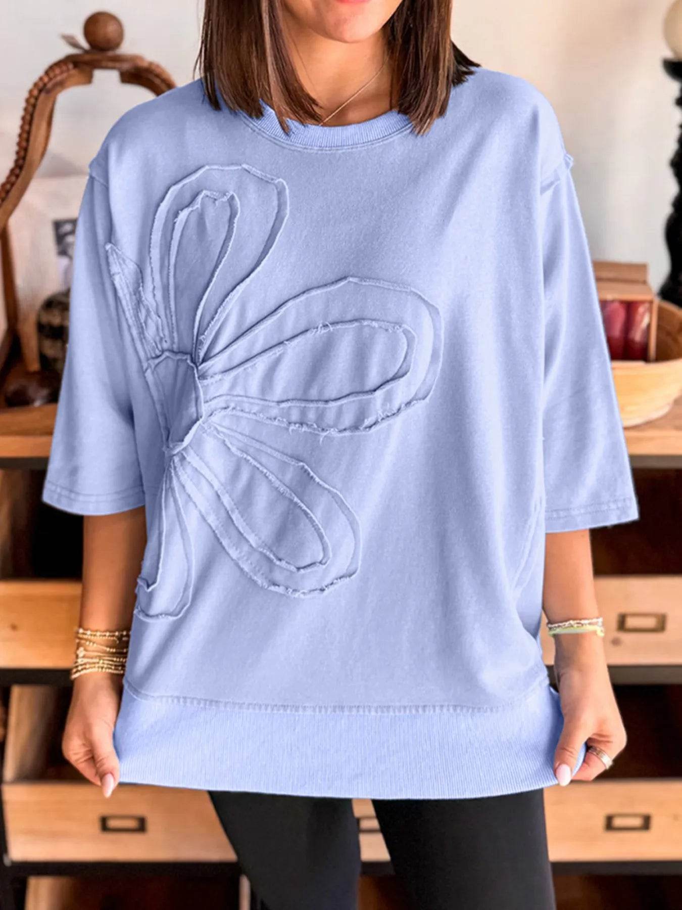Flower Oversized Round Neck T-Shirt Trendsi f734f0f1-448b-4c1c-8c48-55f5b257fe70-Max-Origin