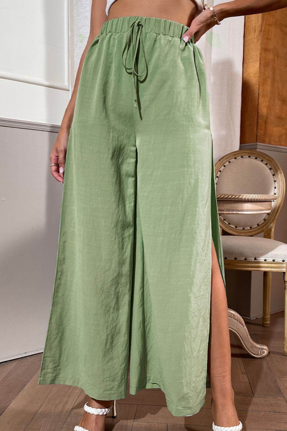Shiny Side Slit Wide Leg Pants Trendsi f78003a97c7940ddaa3958fdd1e27e0e-Max