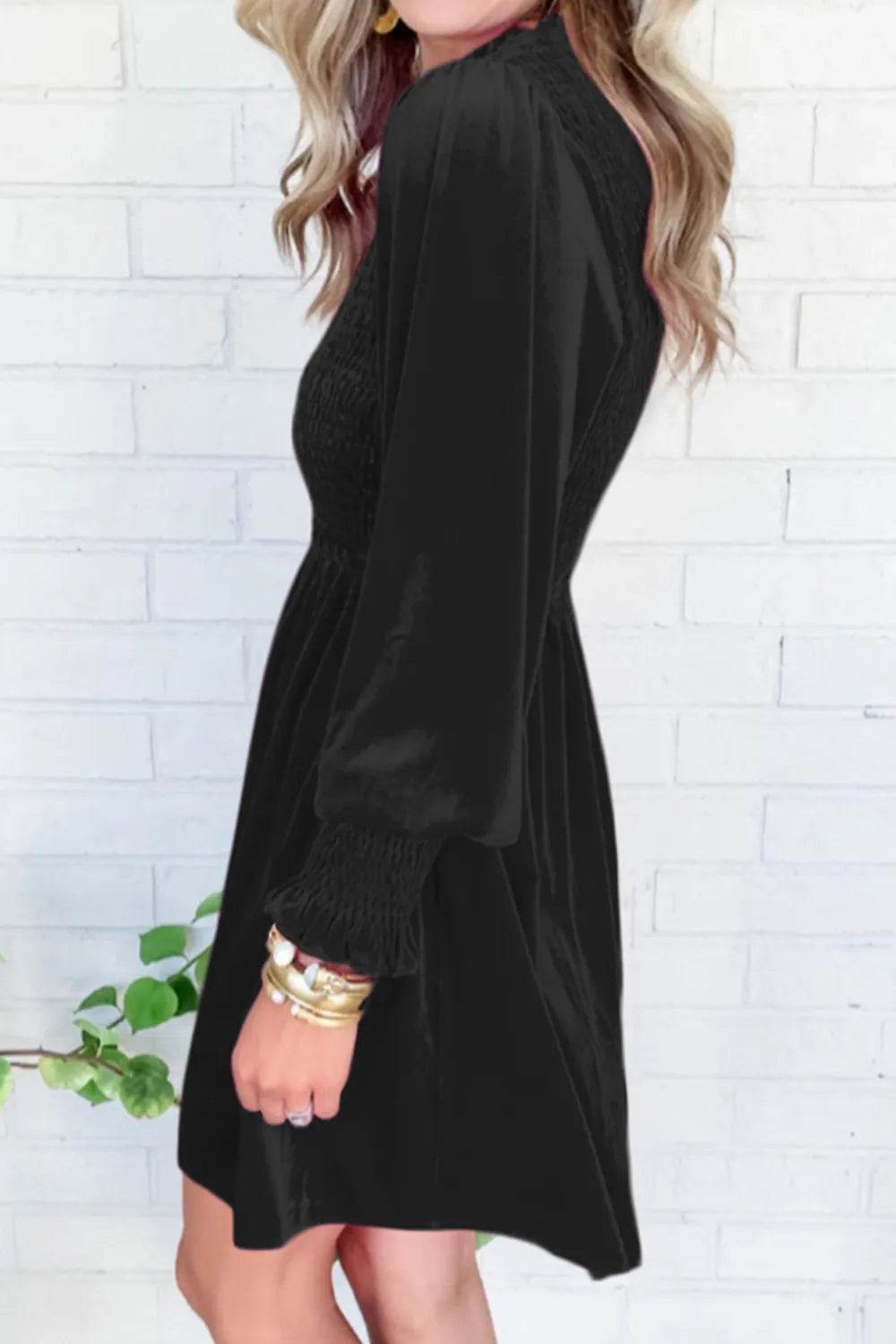 Smocked Round Neck Long Sleeve Dress Trendsi f7872ea11c984a1abbff1d07c5b70990-Max