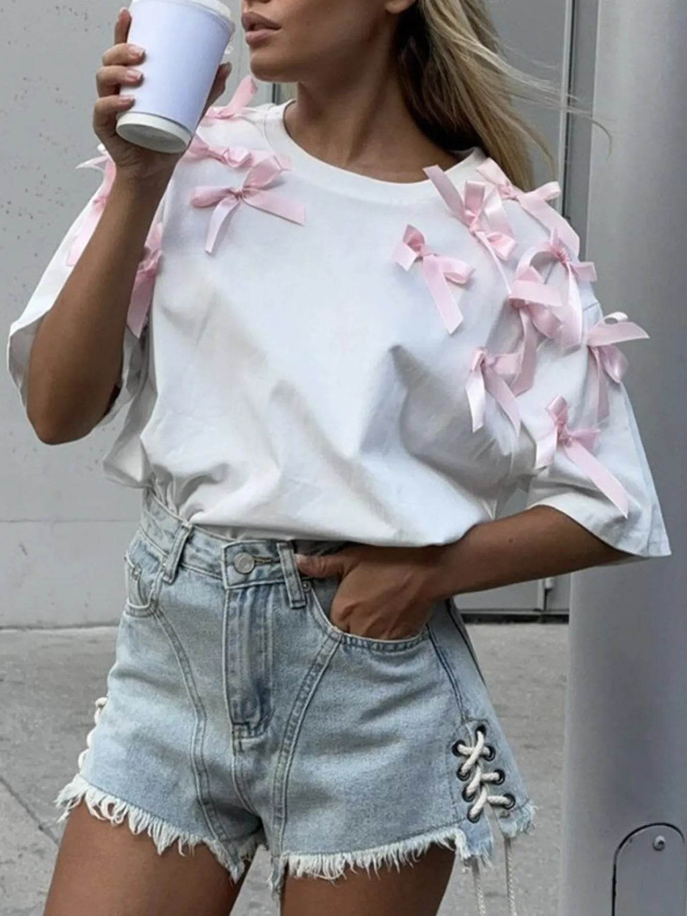 Bow Short Sleeve T-Shirt Trendsi f7e15ac0-11e1-4734-a511-2e5dc6f96294-Max-Origin