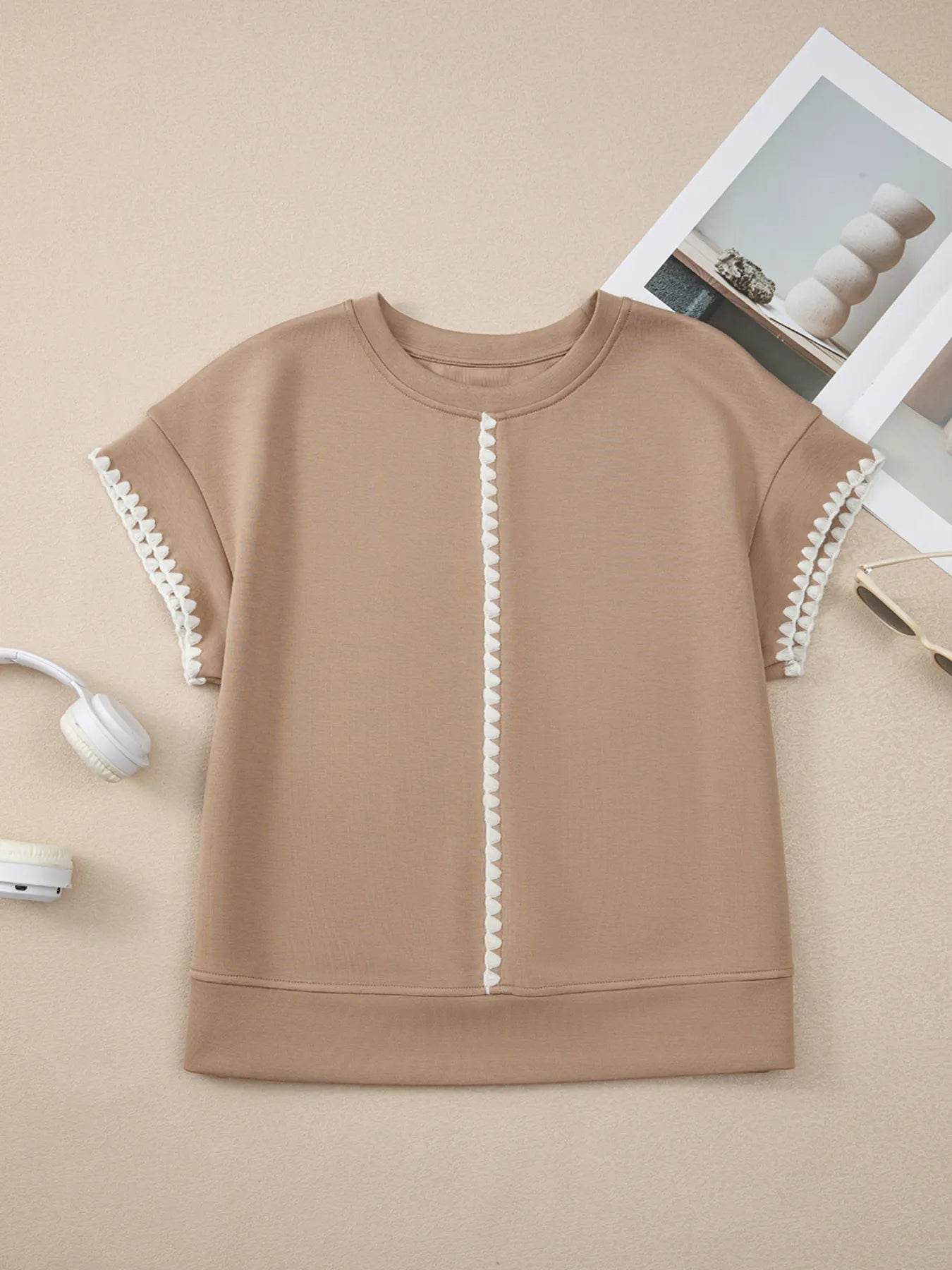 Contrast Trim Short Sleeve T-Shirt Trendsi f8132fb64d9b46a28d0aa7c1cdd23a81-Max-Origin