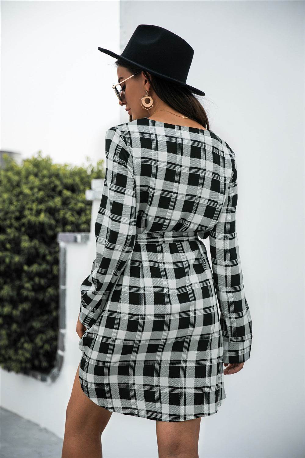 Plaid V-Neck Tie Waist Dress Trendsi f97ade89b9d24137949e353dee86a822-Max
