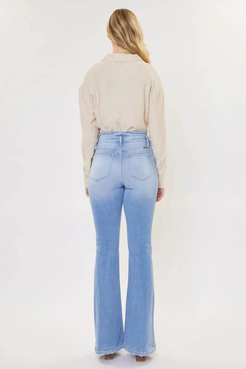 Kancan Curvy High Rise Flare Jeans Trendsi fb0364f70d884825a150930dc4497d84-Max-Origin