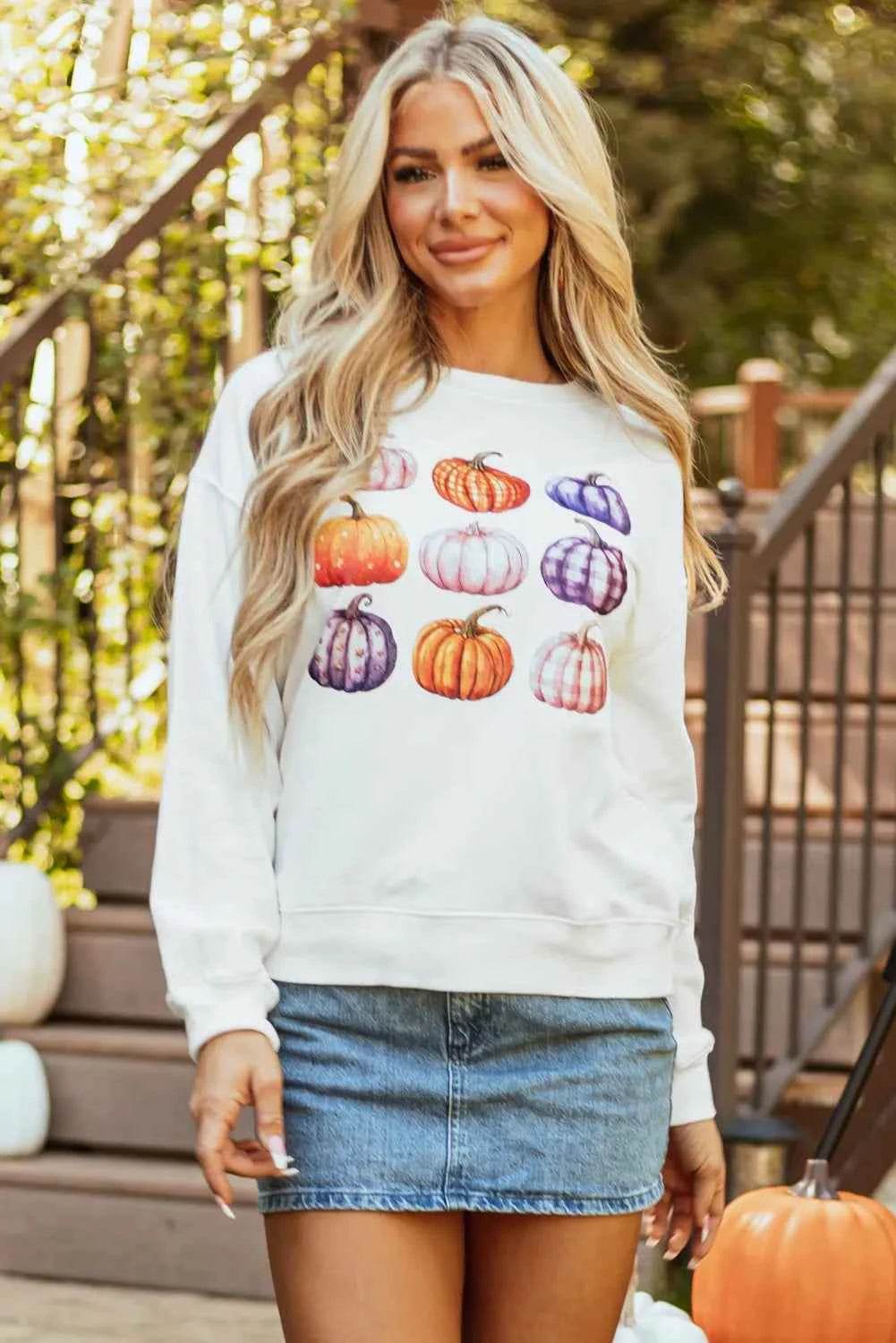 Pumpkin Graphic Long Sleeve Sweatshirt Trendsi fb75cf92-89c0-40e4-bf2d-18bff1495b52-Max