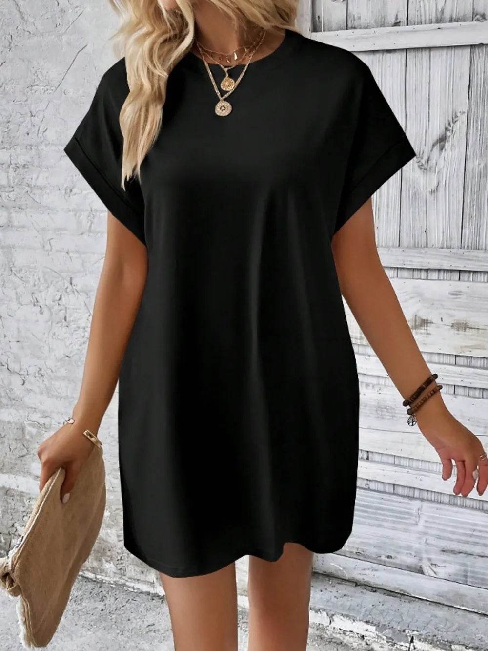 Pocketed Round Neck Short Sleeve Dress Trendsi fbc91cce-d709-4f05-98cf-c3a4a8809eb8-Max