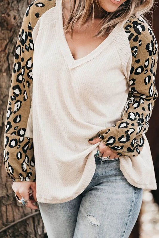 Plus Size Leopard V-Neck Raglan Sleeve Blouse Trendsi fccb7fad5ddb4bb89c387c4ff61c3fd7-Max