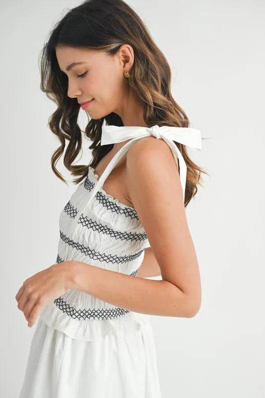 MABLE Smocked Bodice Bubble Midi Dress Trendsi fdf49022af7040f9b66e03af7baf2140-Max-Origin_bc5be45c-bf8d-4d45-a1c4-21205714e7c2