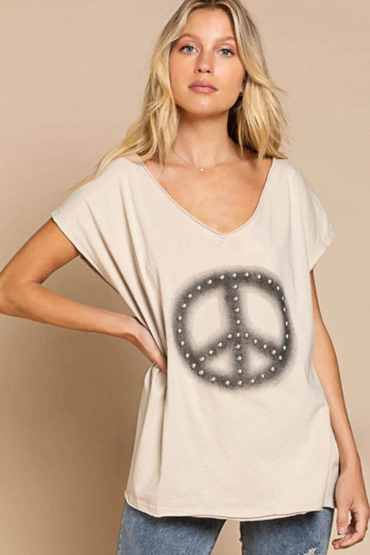 POL Peace Sign Studded V-Neck T-Shirt Cream Trendsi fff45155-49a3-408b-b1f9-0ff041997499-Max-Origin